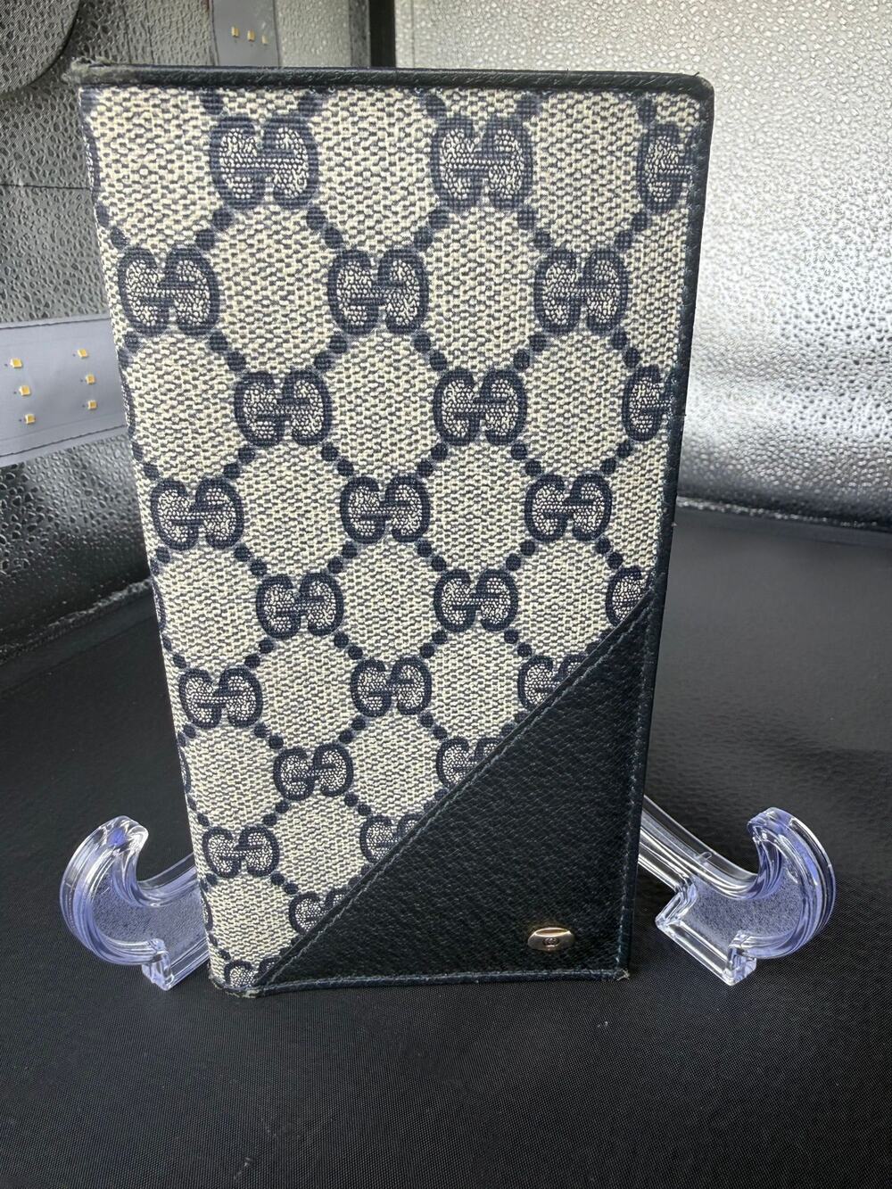 Gucci vintage wallet